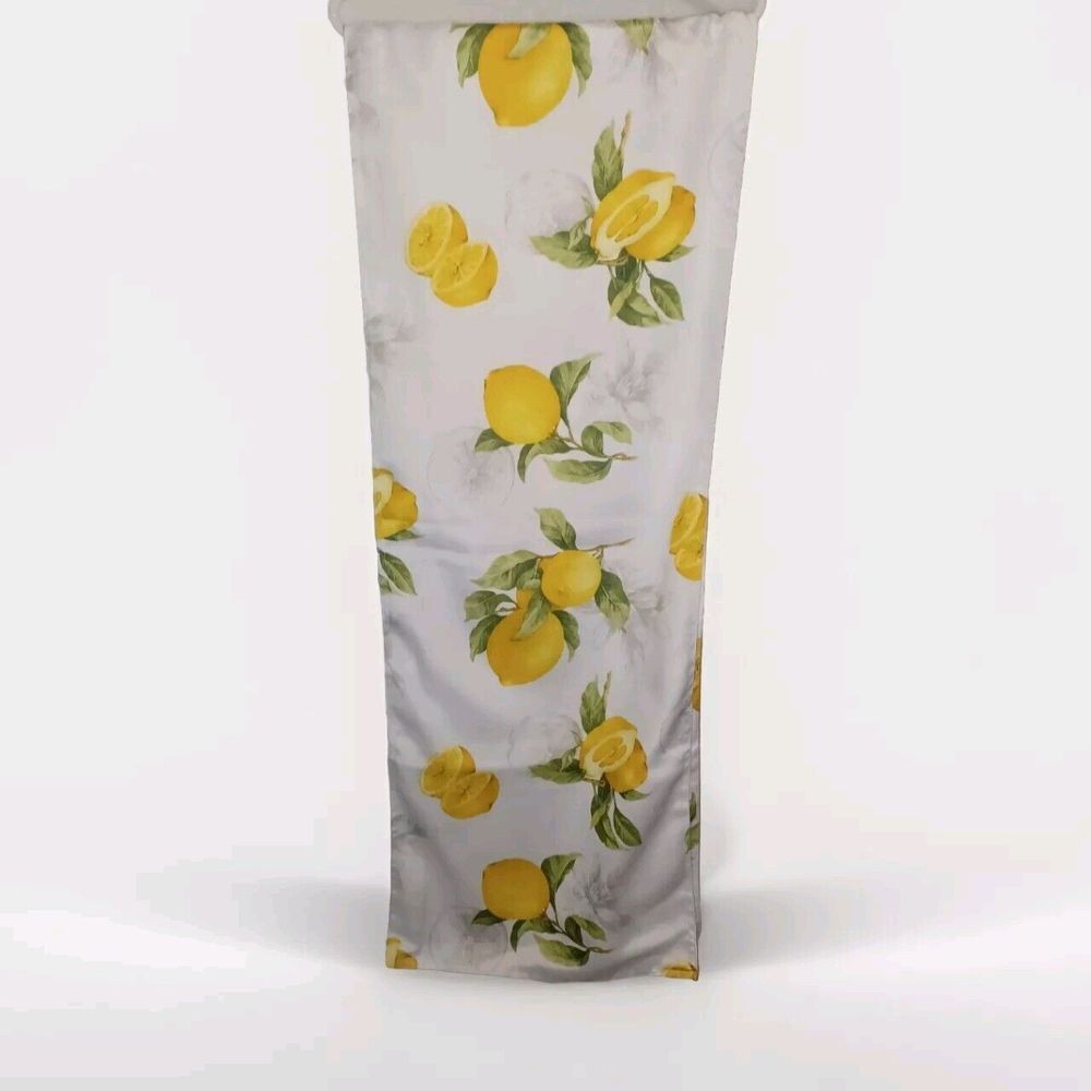 Lemons Table Runner 13in X 72in‎
